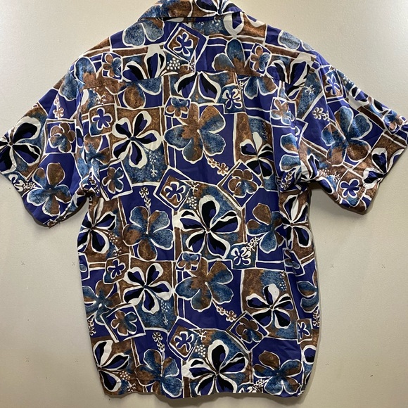 Vintage Gordon and Smith Button Up - Picture 2 of 5